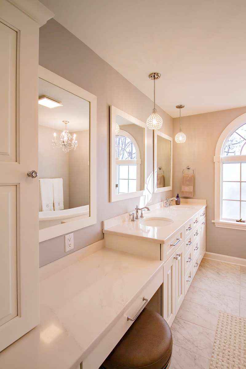 bathroom_remodel_harvey’s_lake_pa_004 Delta Cassidy chrome fixtures in a Dallas, PA bathroom