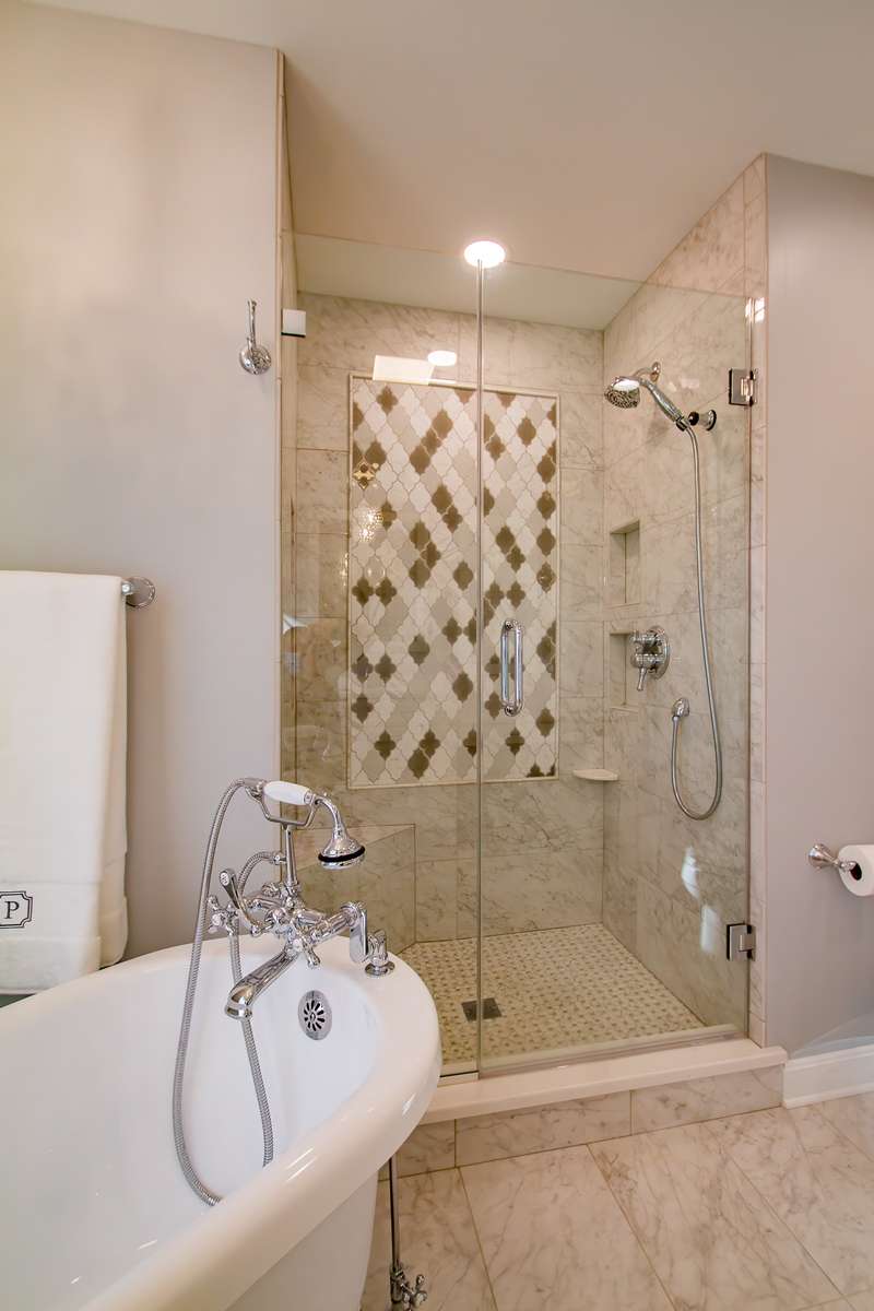 bathroom_remodel_harvey’s_lake_pa_005 Basketweave tile accent in a Dallas, PA bathroom floor