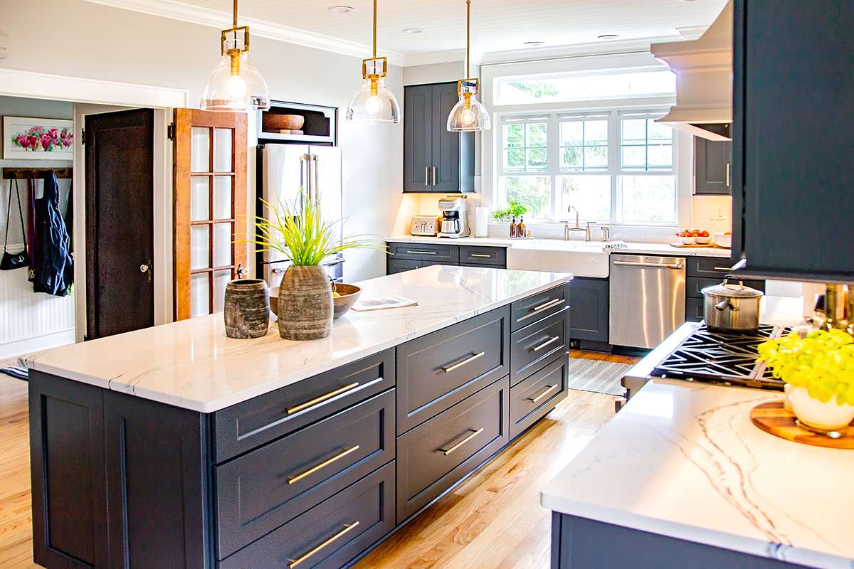 Artist-inspired blue kitchen in Trucksville, PA