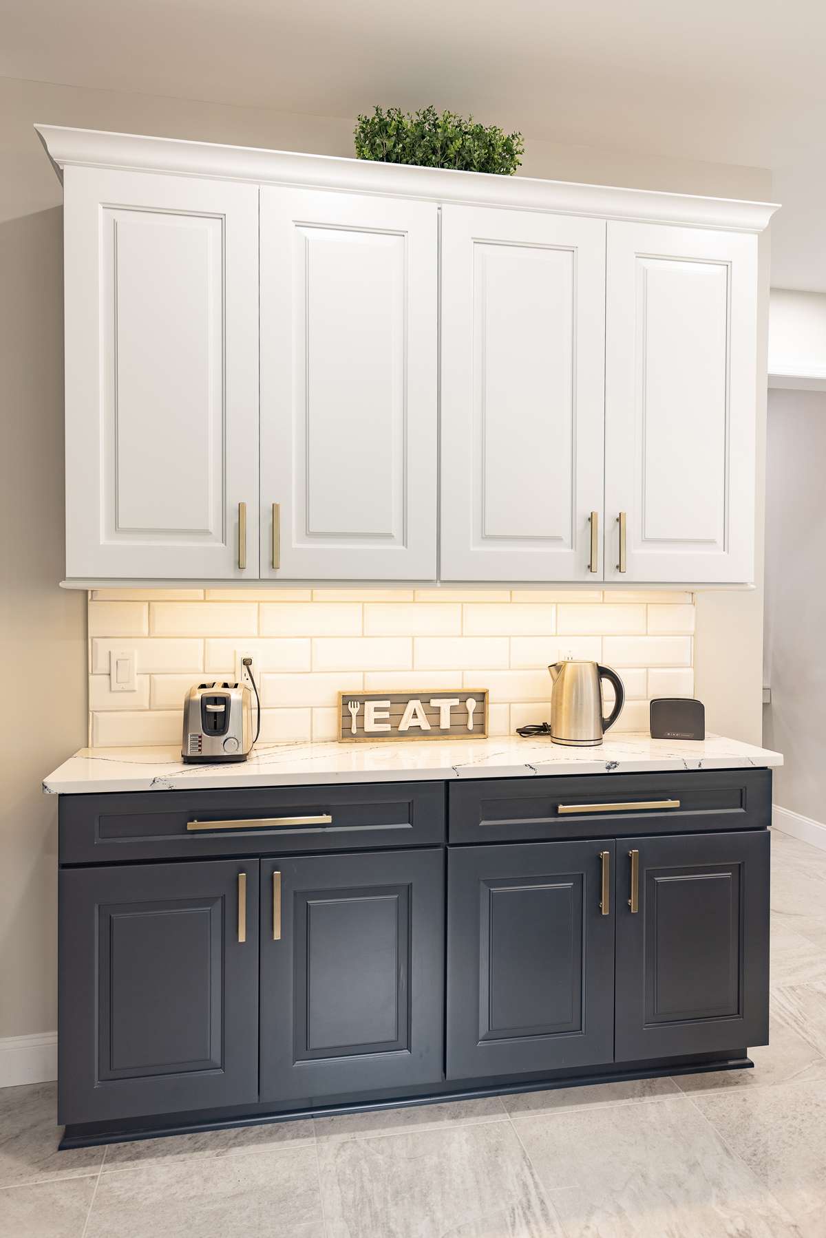 kitchen_remodel_dunmore_pa_005 Del Conca Kensington Bianco backsplash in a Dunmore, PA kitchen
