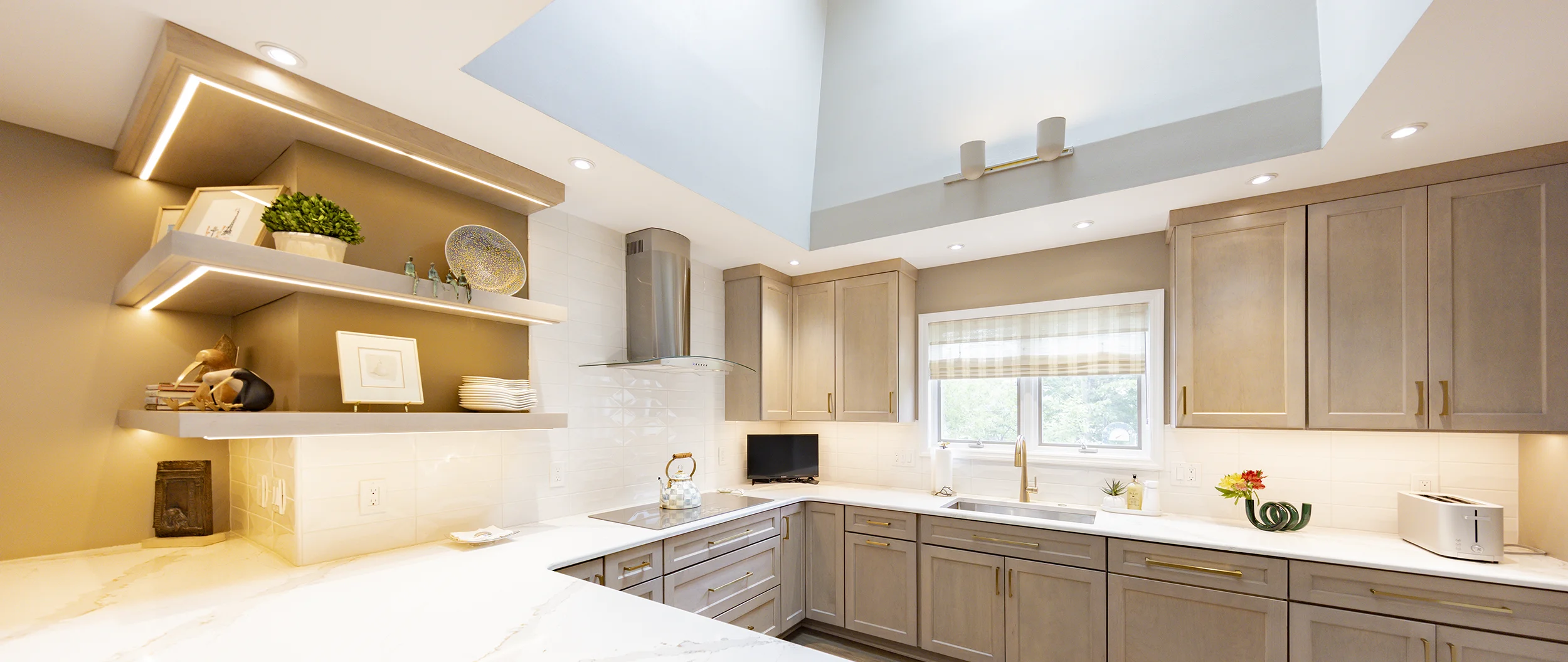 Modern kitchen remodel in Clarks Green, PA (page header)